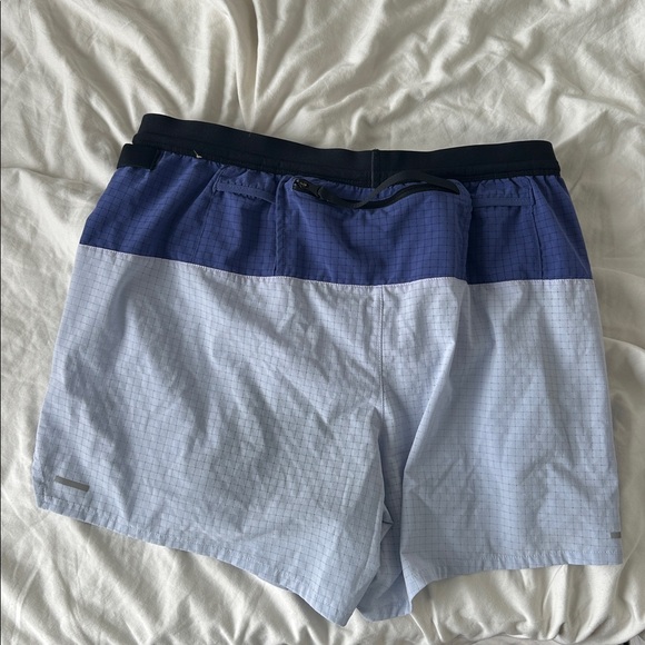 Nike Trail Shorts - Picture 3 of 3